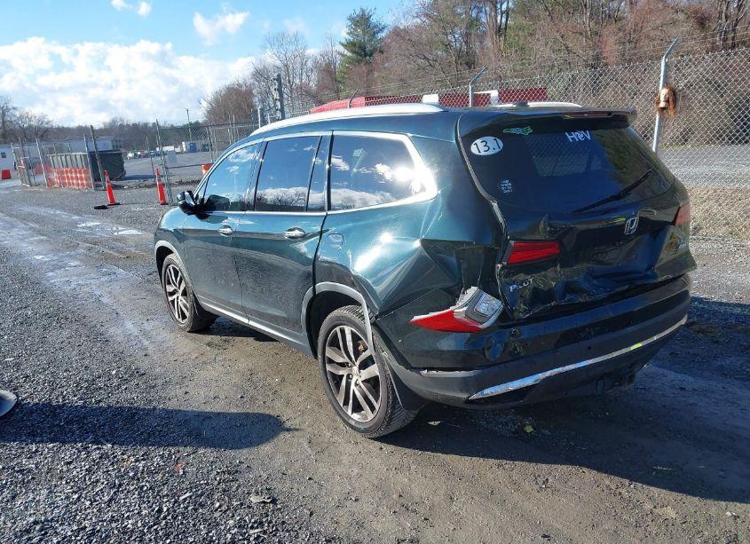 Photo 3 of 2016 Honda Pilot ELITE (VIN 5FNYF6H07GB049801)