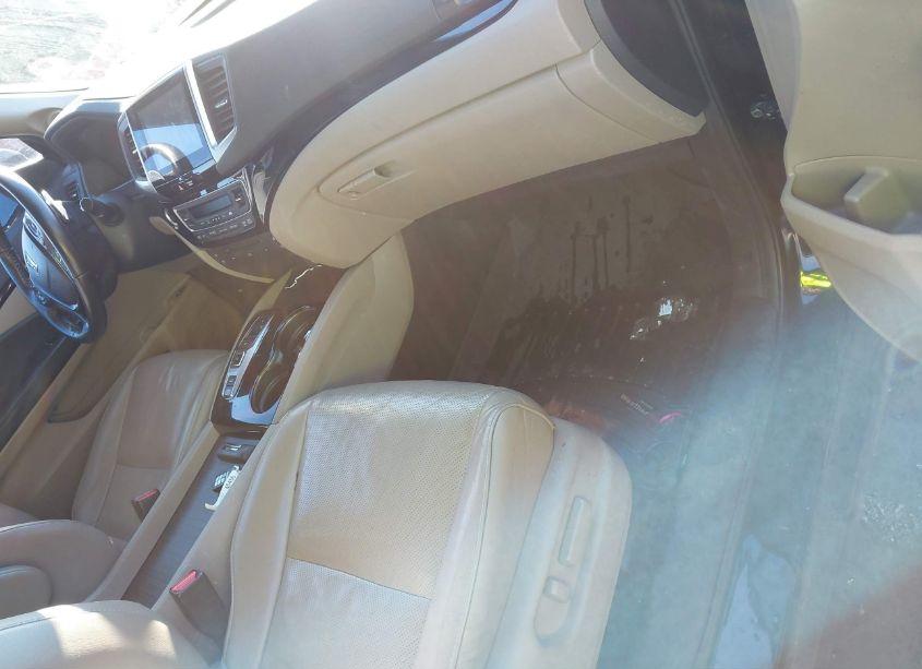 Photo 5 of 2016 Honda Pilot ELITE (VIN 5FNYF6H07GB049801)