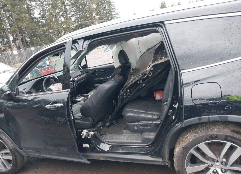 Photo 14 of 2016 Honda Pilot ELITE (VIN 5FNYF6H07GB072527)