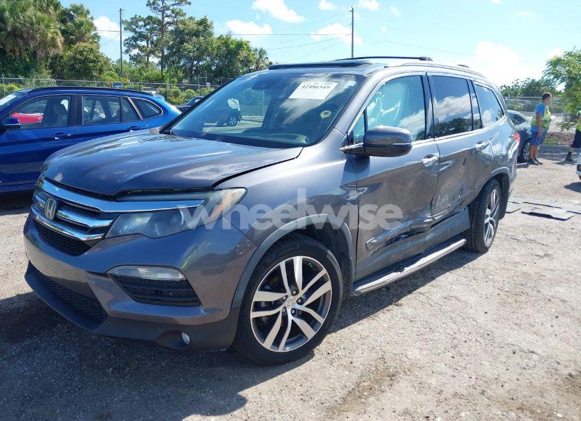 Photo 2 of 2016 Honda Pilot ELITE (VIN 5FNYF6H07GB093541)