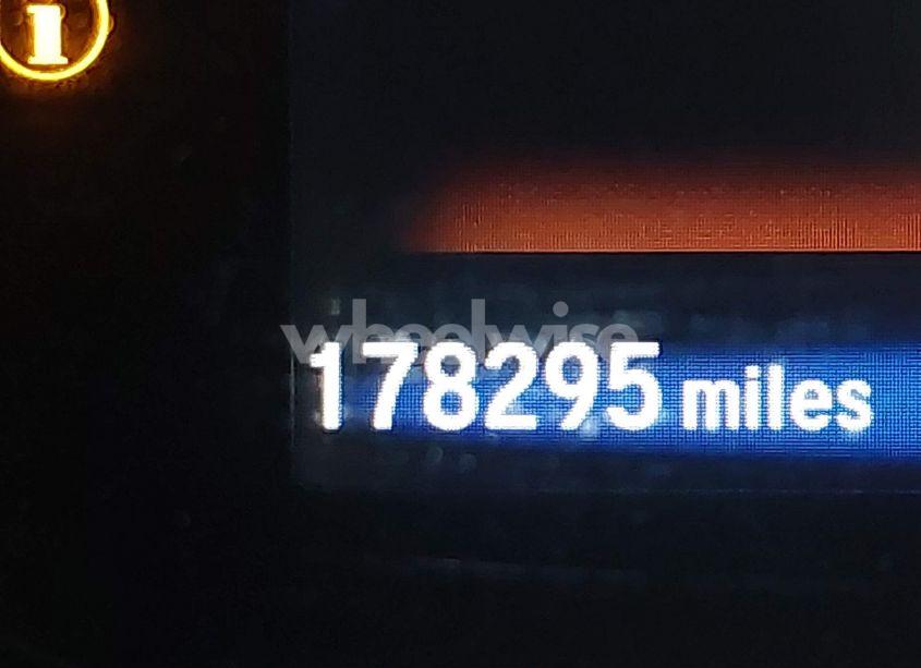 Photo 16 of 2017 Honda Pilot ELITE (VIN 5FNYF6H07HB013155)