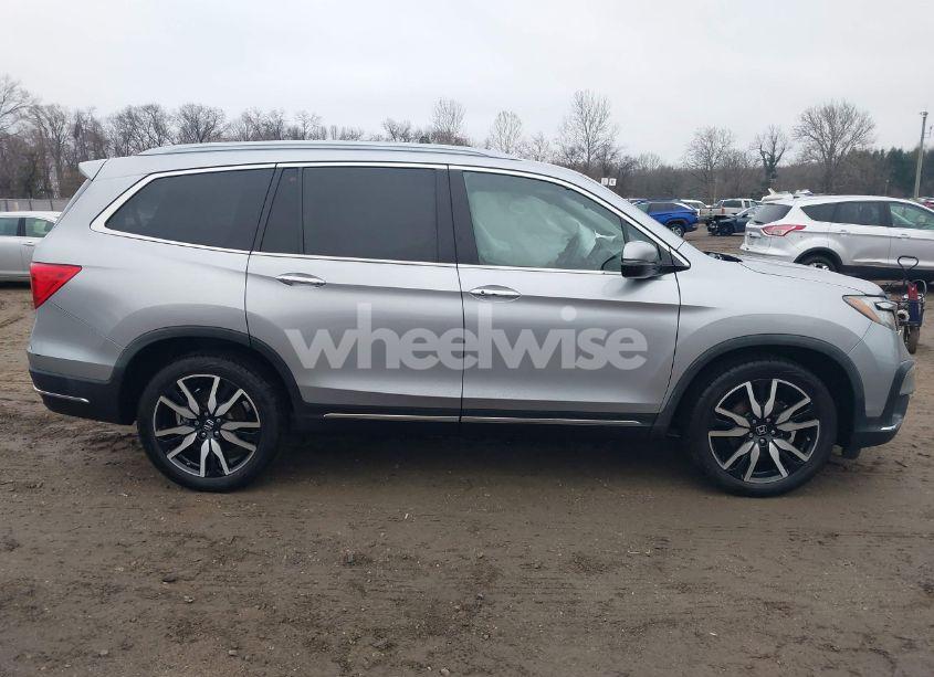Photo 13 of 2019 Honda Pilot ELITE (VIN 5FNYF6H07KB005483)