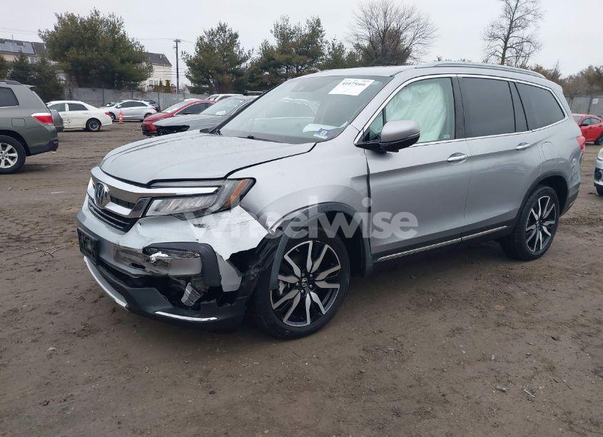 Photo 2 of 2019 Honda Pilot ELITE (VIN 5FNYF6H07KB005483)