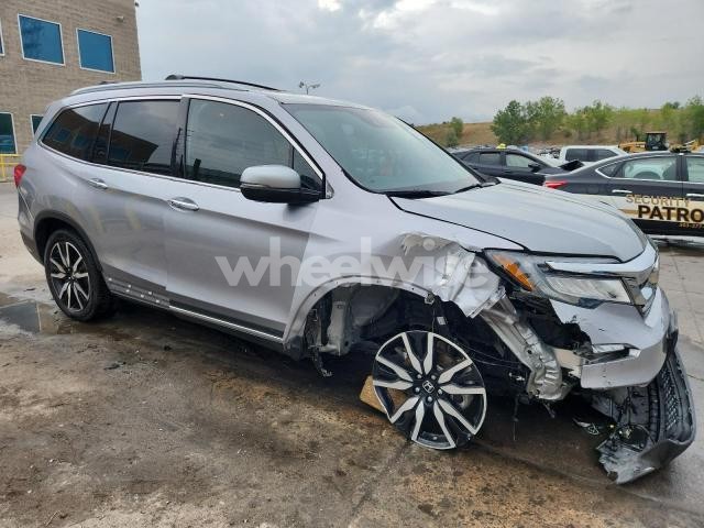 Photo 10 of 2019 HONDA PILOT ELITE (VIN 5FNYF6H07KB095430)