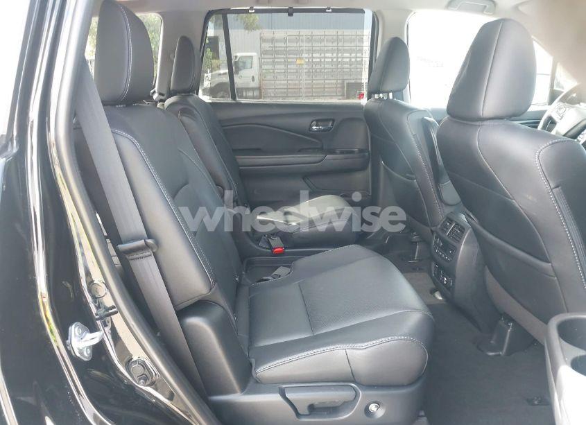 Photo 8 of 2022 Honda Pilot AWD ELITE (VIN 5FNYF6H07NB014527)