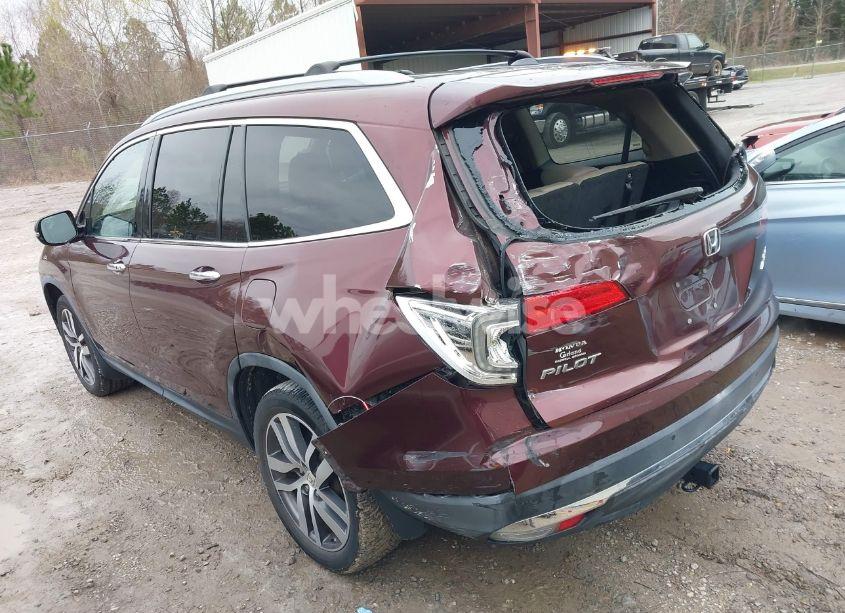 Photo 3 of 2016 Honda Pilot ELITE (VIN 5FNYF6H08GB021098)
