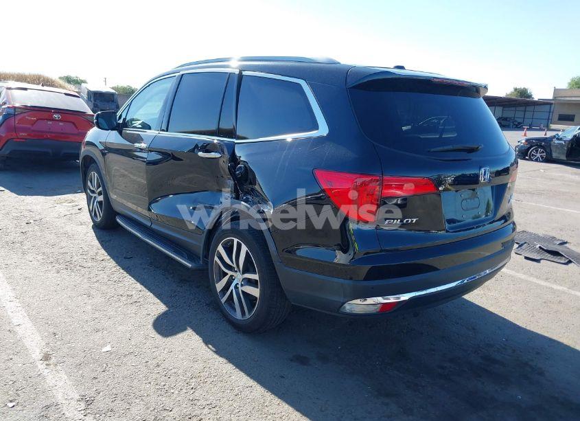 Photo 3 of 2017 Honda Pilot ELITE (VIN 5FNYF6H08HB001161)