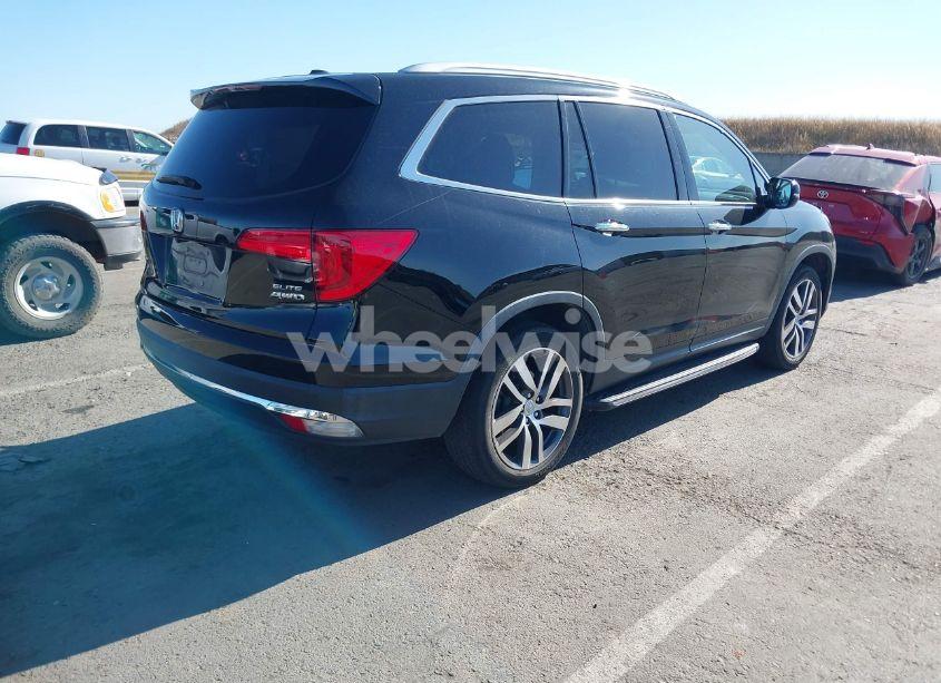 Photo 4 of 2017 Honda Pilot ELITE (VIN 5FNYF6H08HB001161)