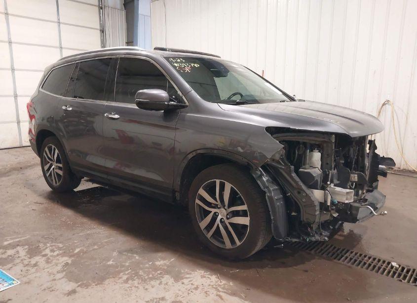 2017 Honda Pilot ELITE (VIN 5FNYF6H08HB035455) main photo