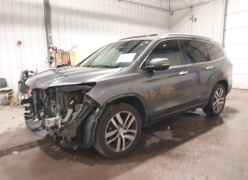 Photo 2 of 2017 Honda Pilot ELITE (VIN 5FNYF6H08HB035455)