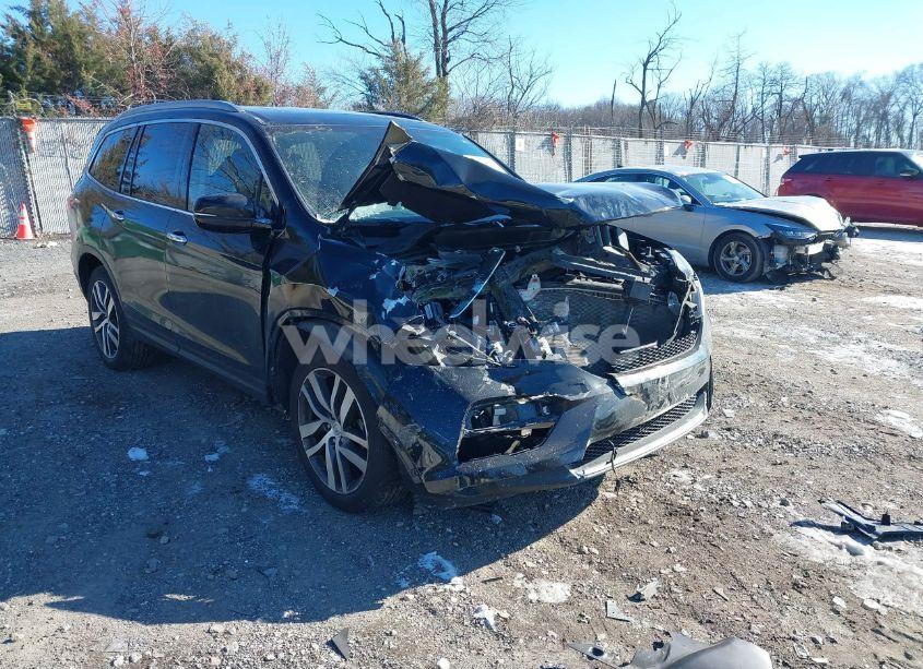 2017 Honda Pilot ELITE (VIN 5FNYF6H08HB072957) main photo