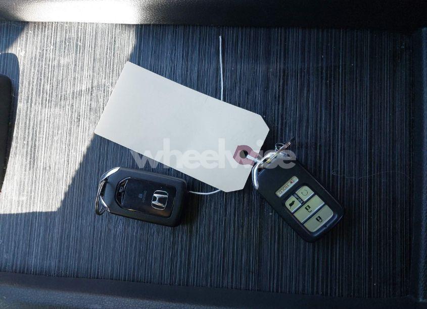 Photo 11 of 2017 Honda Pilot ELITE (VIN 5FNYF6H08HB072957)