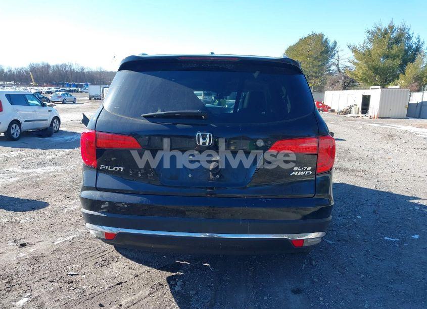 Photo 15 of 2017 Honda Pilot ELITE (VIN 5FNYF6H08HB072957)