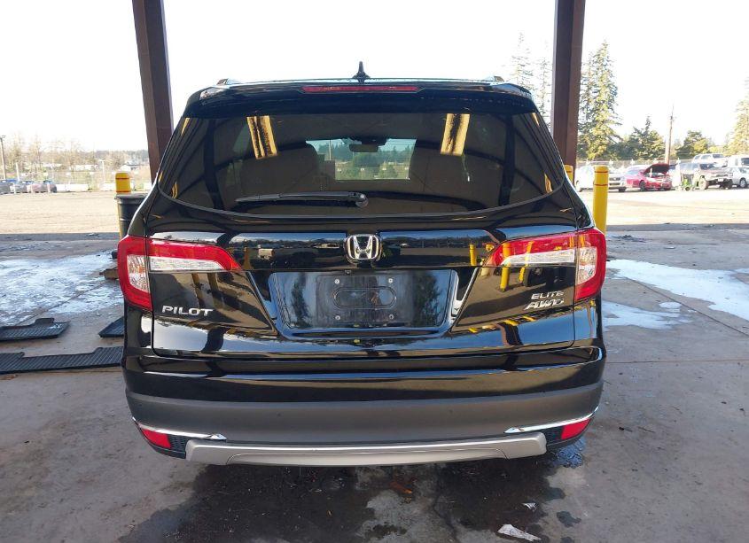 Photo 16 of 2022 Honda Pilot AWD ELITE (VIN 5FNYF6H08NB024564)