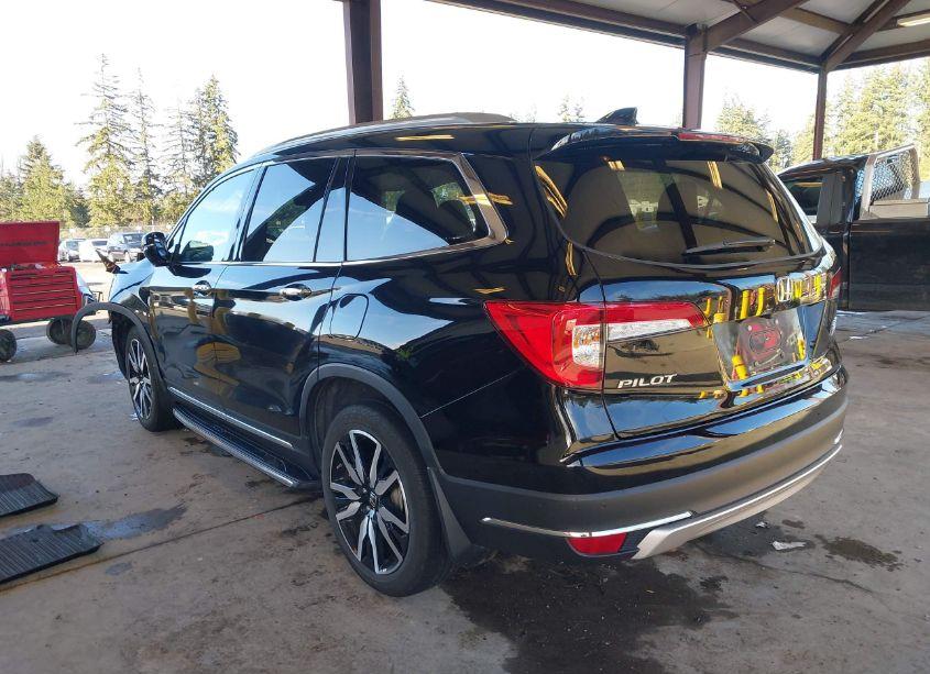 Photo 3 of 2022 Honda Pilot AWD ELITE (VIN 5FNYF6H08NB024564)