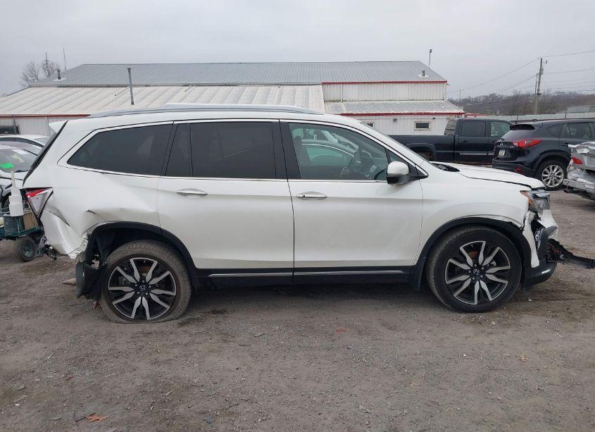 Photo 13 of 2019 Honda Pilot ELITE (VIN 5FNYF6H09KB026688)