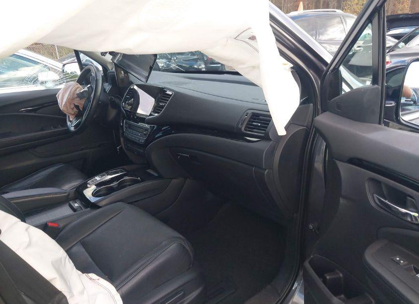 Photo 5 of 2019 Honda Pilot ELITE (VIN 5FNYF6H09KB062252)