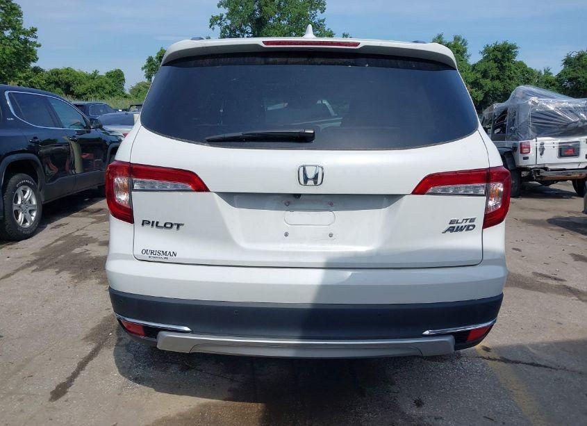 Photo 16 of 2021 Honda Pilot AWD ELITE (VIN 5FNYF6H09MB000577)