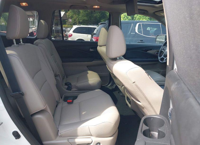 Photo 8 of 2021 Honda Pilot AWD ELITE (VIN 5FNYF6H09MB000577)