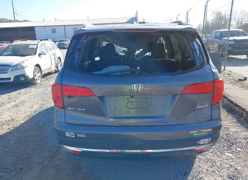 Photo 16 of 2016 Honda Pilot ELITE (VIN 5FNYF6H0XGB038646)