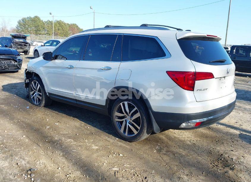 Photo 3 of 2016 Honda Pilot ELITE (VIN 5FNYF6H0XGB053342)