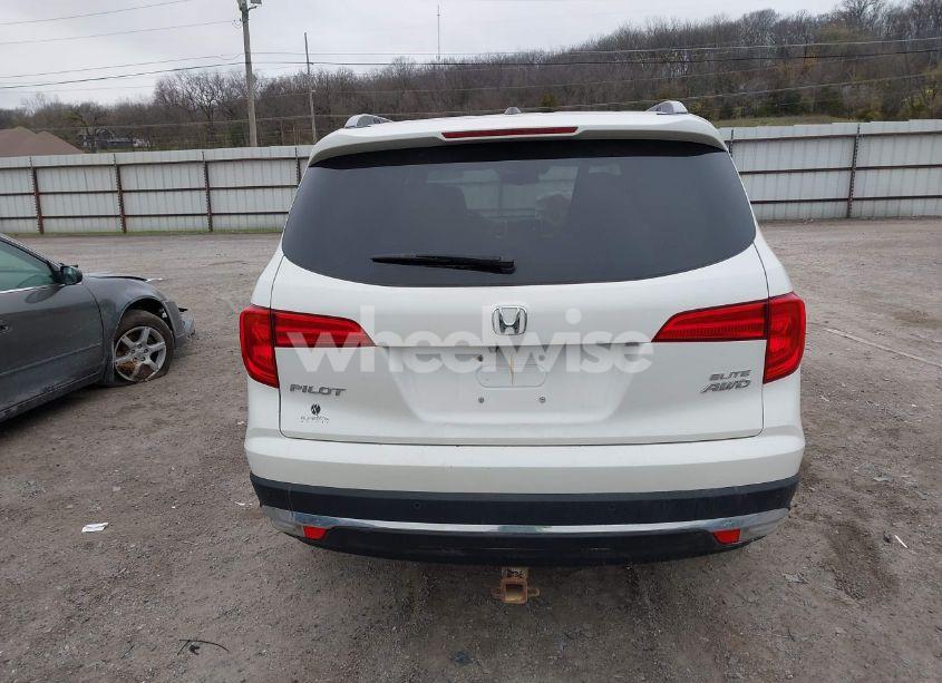 Photo 16 of 2017 Honda Pilot ELITE (VIN 5FNYF6H0XHB092899)