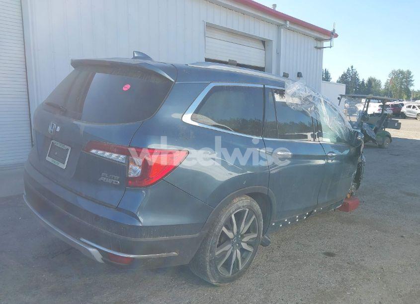 Photo 4 of 2019 Honda Pilot ELITE (VIN 5FNYF6H0XKB063801)