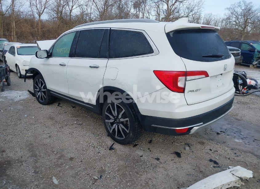 Photo 3 of 2021 Honda Pilot AWD ELITE (VIN 5FNYF6H0XMB086899)