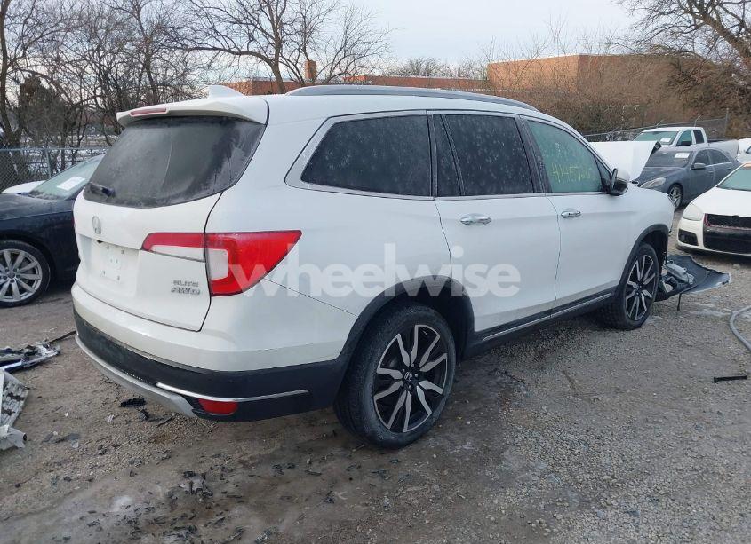 Photo 4 of 2021 Honda Pilot AWD ELITE (VIN 5FNYF6H0XMB086899)