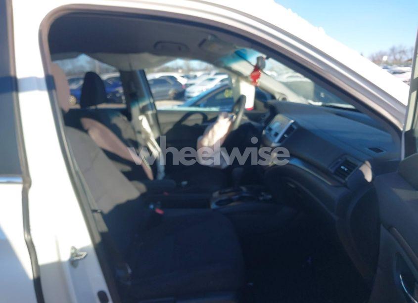 Photo 5 of 2017 Honda Pilot LX (VIN 5FNYF6H10HB040450)