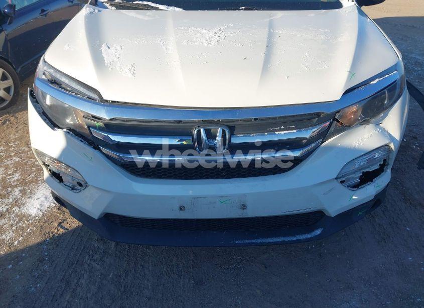 Photo 6 of 2017 Honda Pilot LX (VIN 5FNYF6H10HB040450)