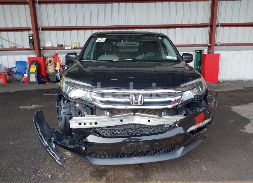 Photo 13 of 2017 Honda Pilot LX (VIN 5FNYF6H10HB088465)