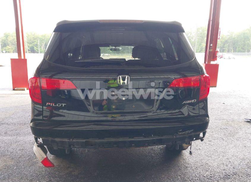 Photo 17 of 2017 Honda Pilot LX (VIN 5FNYF6H10HB088465)