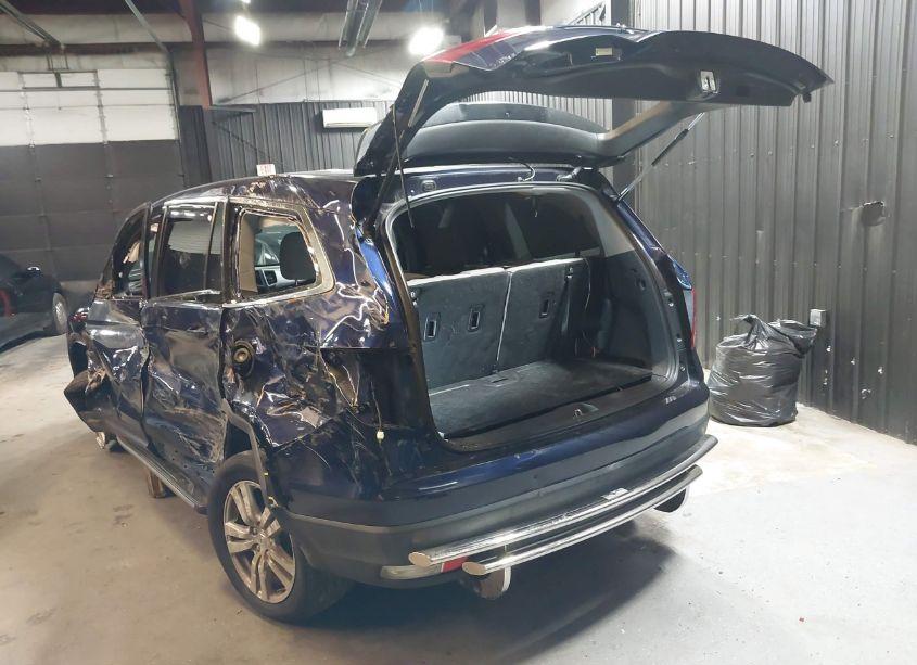 Photo 3 of 2016 Honda Pilot LX (VIN 5FNYF6H12GB061508)