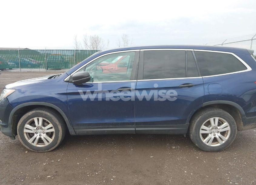 Photo 14 of 2016 Honda Pilot LX (VIN 5FNYF6H13GB061503)