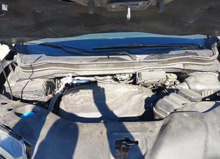 Photo 10 of 2016 Honda Pilot LX (VIN 5FNYF6H13GB079158)