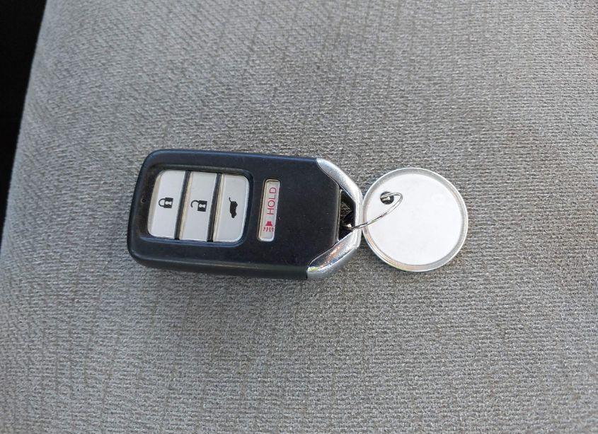 Photo 11 of 2016 Honda Pilot LX (VIN 5FNYF6H13GB079158)