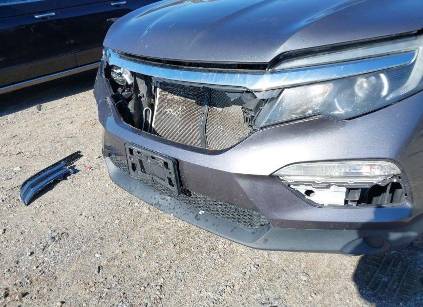 Photo 21 of 2016 Honda Pilot LX (VIN 5FNYF6H13GB079158)