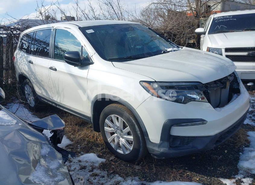 2019 Honda Pilot LX (VIN 5FNYF6H14KB037042) main photo