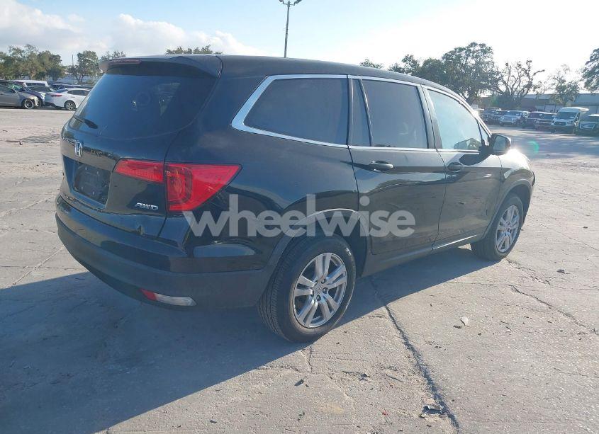 Photo 4 of 2018 Honda Pilot LX (VIN 5FNYF6H15JB054172)