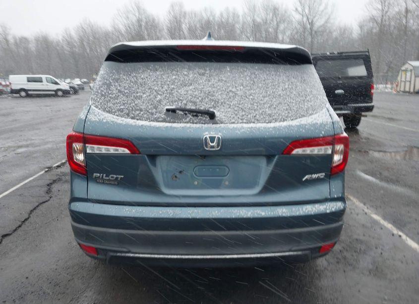 Photo 16 of 2019 Honda Pilot LX (VIN 5FNYF6H16KB098943)