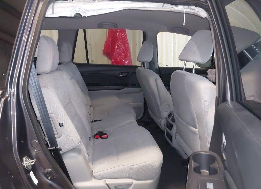 Photo 8 of 2017 Honda Pilot LX (VIN 5FNYF6H17HB016839)