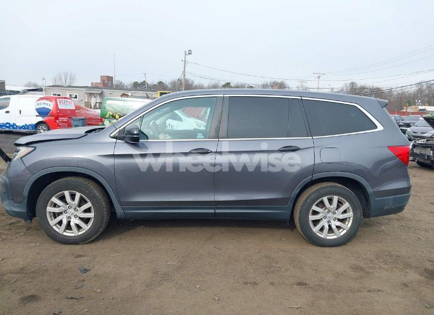Photo 14 of 2019 Honda Pilot LX (VIN 5FNYF6H19KB046285)