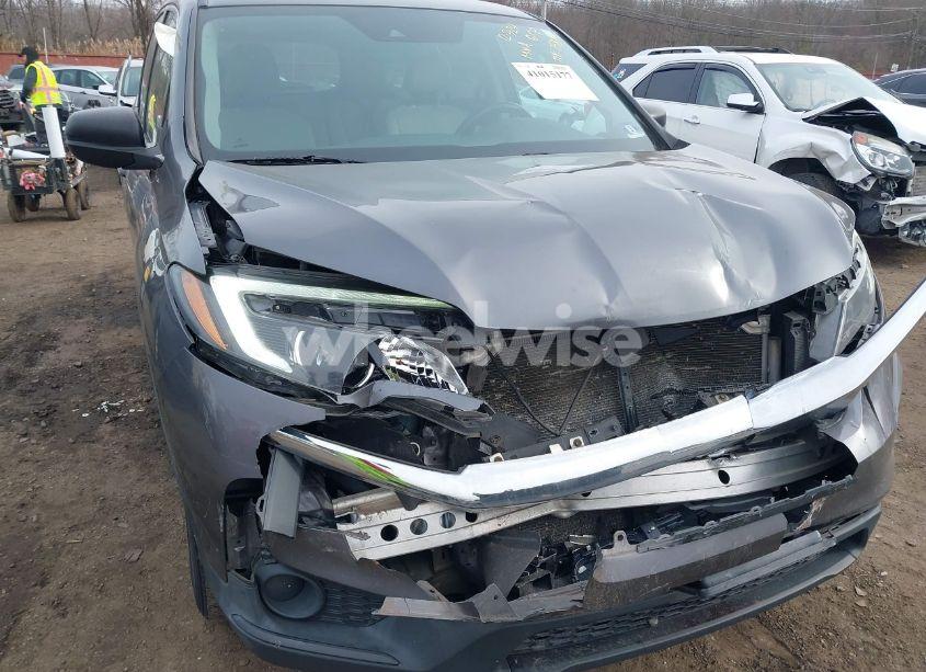 Photo 18 of 2019 Honda Pilot LX (VIN 5FNYF6H19KB046285)