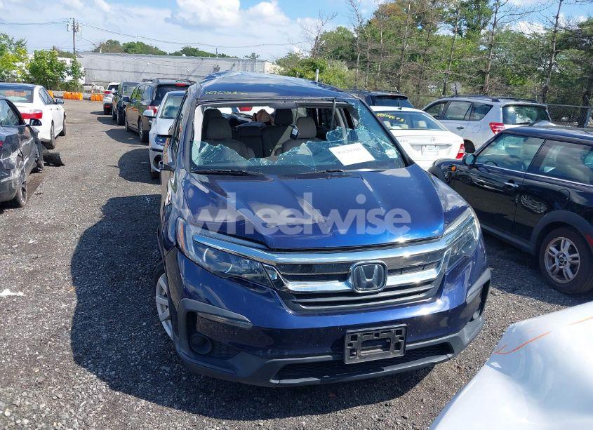 Photo 11 of 2019 Honda Pilot LX (VIN 5FNYF6H19KB077231)