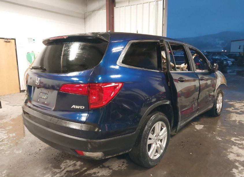 Photo 4 of 2016 Honda Pilot LX (VIN 5FNYF6H1XGB091209)