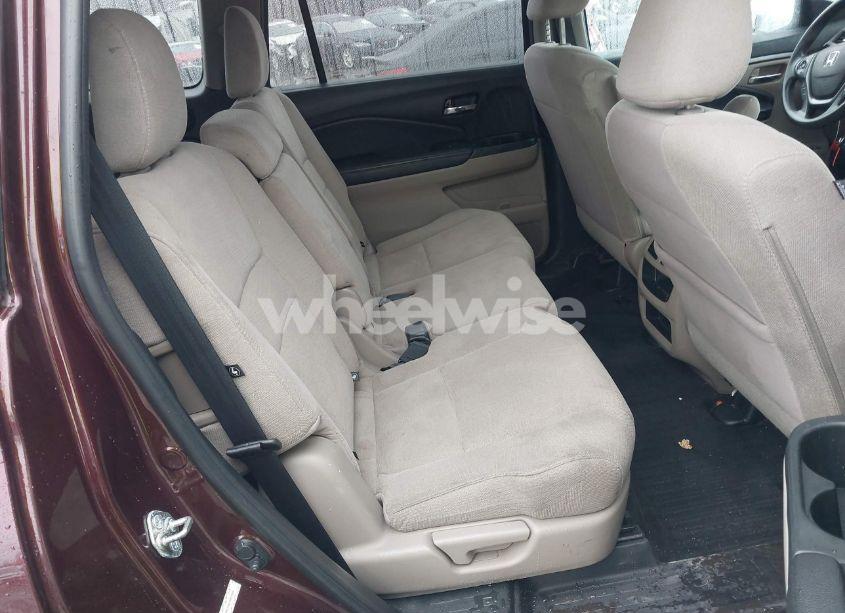 Photo 8 of 2016 Honda Pilot LX (VIN 5FNYF6H1XGB094966)