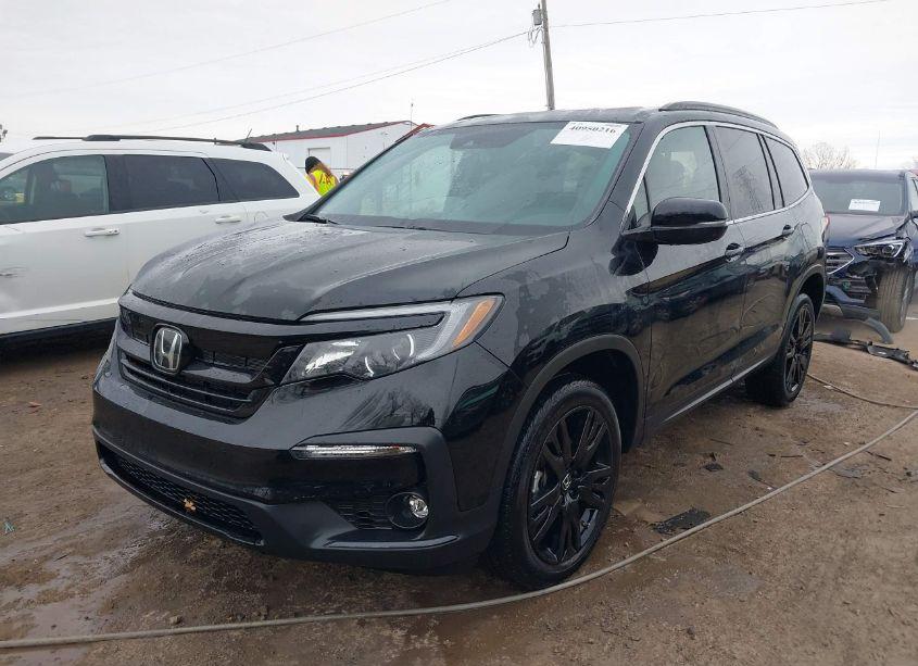 Photo 2 of 2021 Honda Pilot AWD SPECIAL EDITION (VIN 5FNYF6H20MB029614)