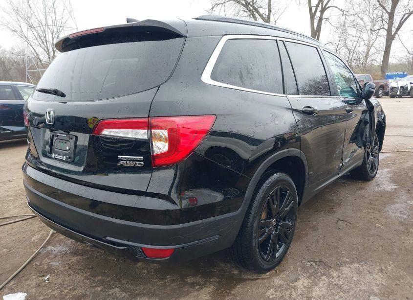 Photo 4 of 2021 Honda Pilot AWD SPECIAL EDITION (VIN 5FNYF6H20MB029614)