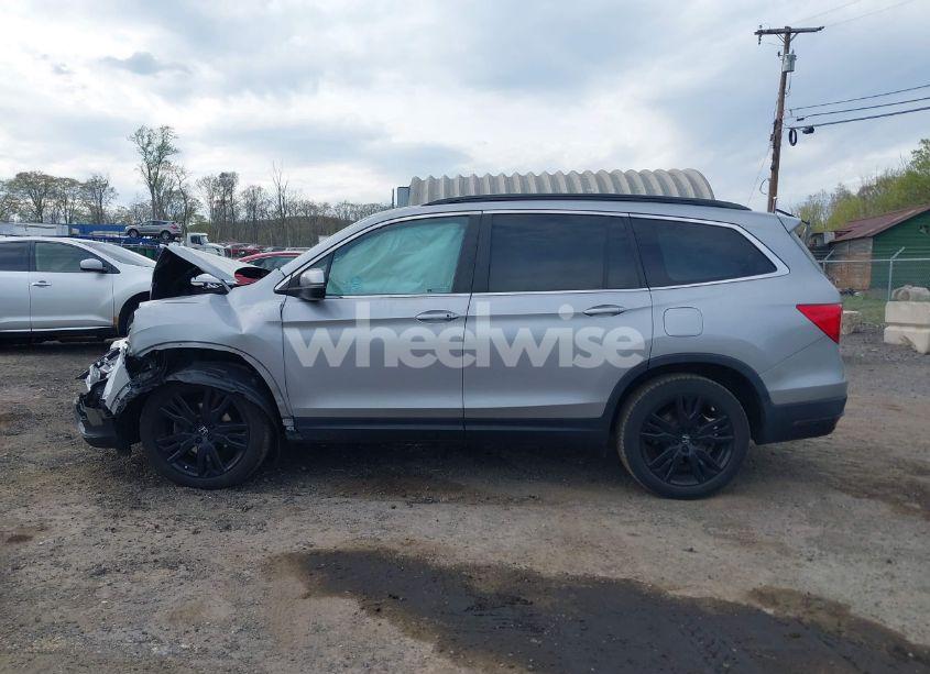 Photo 15 of 2021 Honda Pilot AWD SPECIAL EDITION (VIN 5FNYF6H20MB061334)